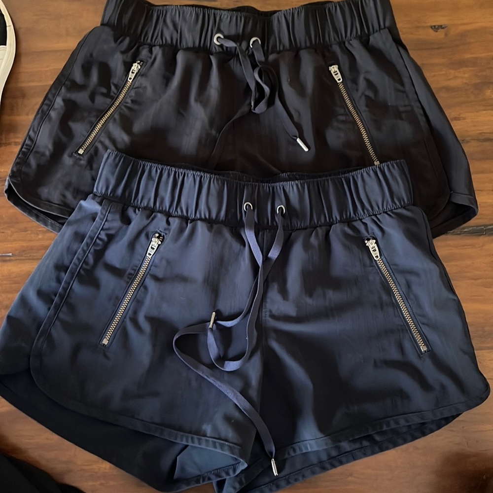 Women’s ATHLETA XS Board Shorts